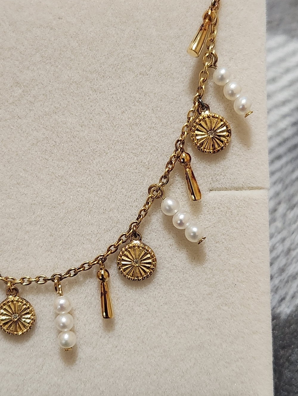 Awe 14k Gold Over Sterling Silver DIAMOND AND PEARL DANGLE NECKLACE - Picture 5 of 7